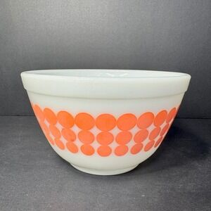Vintage Pyrex #401 Orange New Dots 1.5 Pint Mixing Bowl Milk Glass MCM USA 1970s